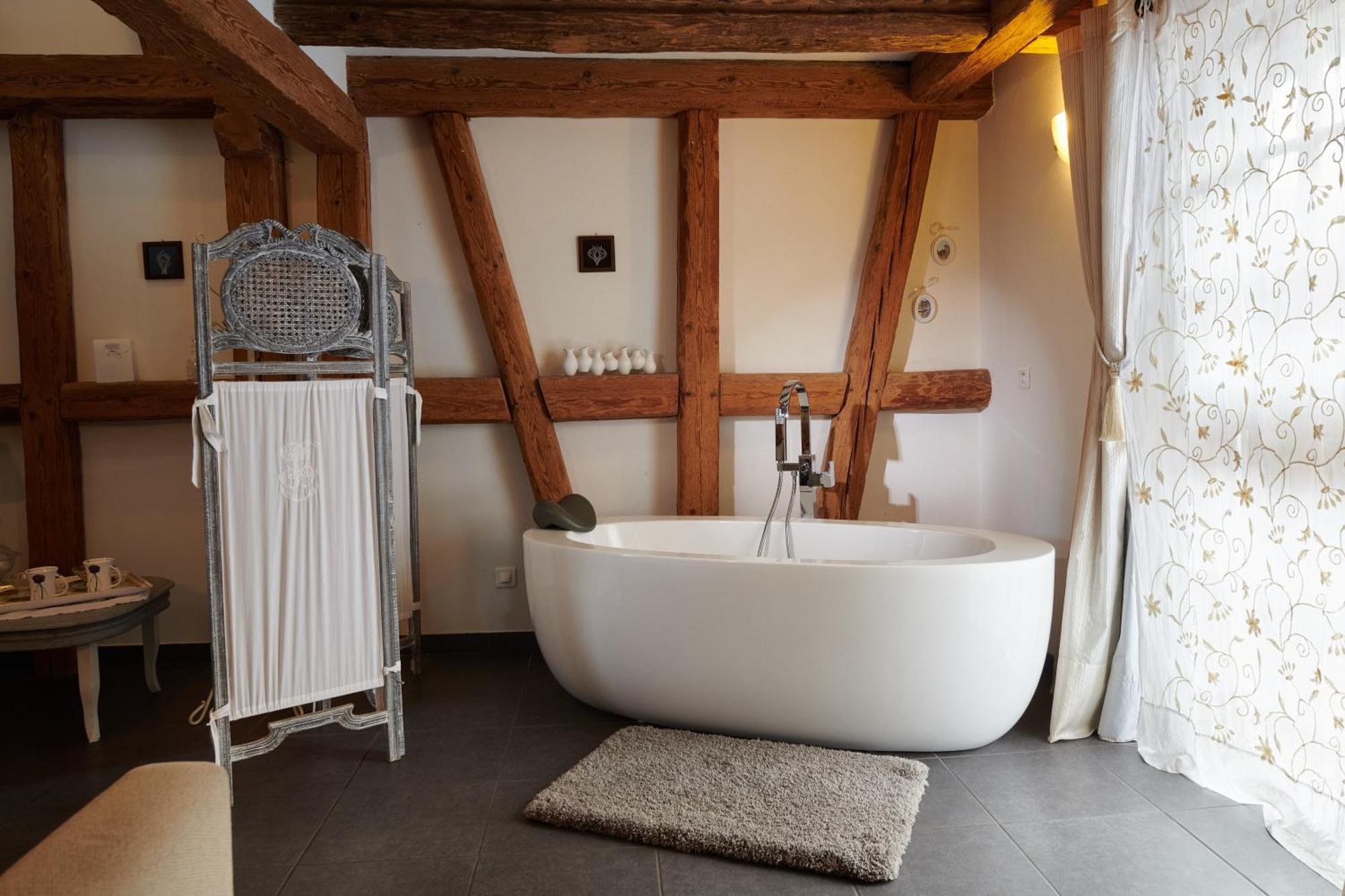 La Cour De Lise Maison D'Hotes Et Spa Willgottheim Rum bild
